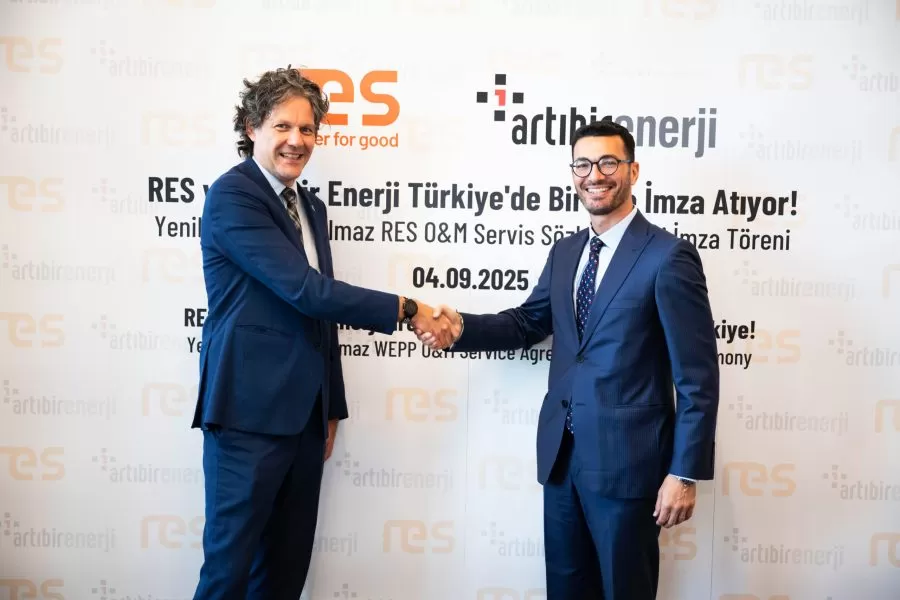 RES_Türkiye_Genel_Müdürü_Geert_Dooms__Artıbir_Enerji_Genel_Müdürü_Güray_Erol1_084325819 RES_Türkiye_Genel_Müdürü_Geert_Dooms__Artıbir_Enerji_Genel_Müdürü_Güray_Erol1_084325819